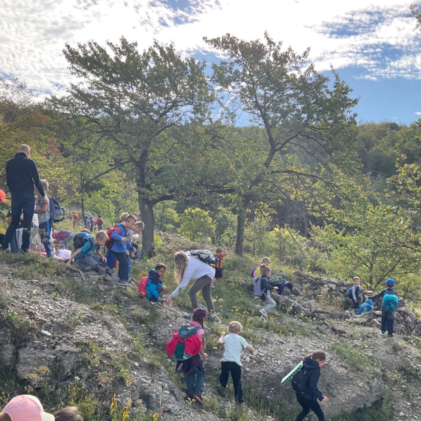 Die Wanderung der Grundschule zur Etzburg